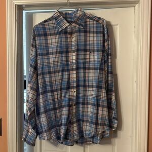 Vineyard Vines Classic Tucker plaid button down XL